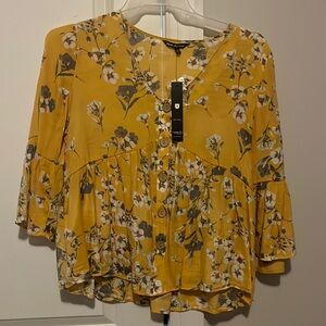 NWT Yellow Floral Print Top